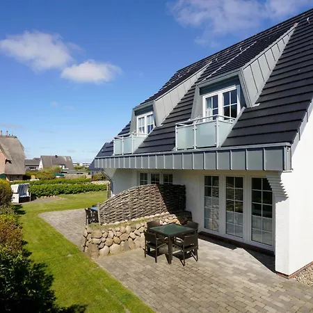 Strandhaus Whg Nr 1 Meer Strand Und Design In Wenningstedt-Braderup